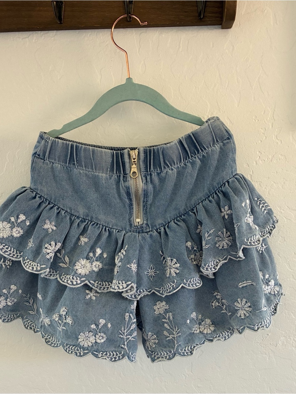 3 summer girls skirts/skort bundle 6-7 blue jean embroidered and yellow eyelet - Picture 14 of 16